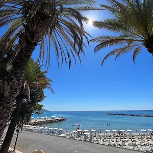 Appartement Da Mariella Vacanze Con Terrazzo, San Remo